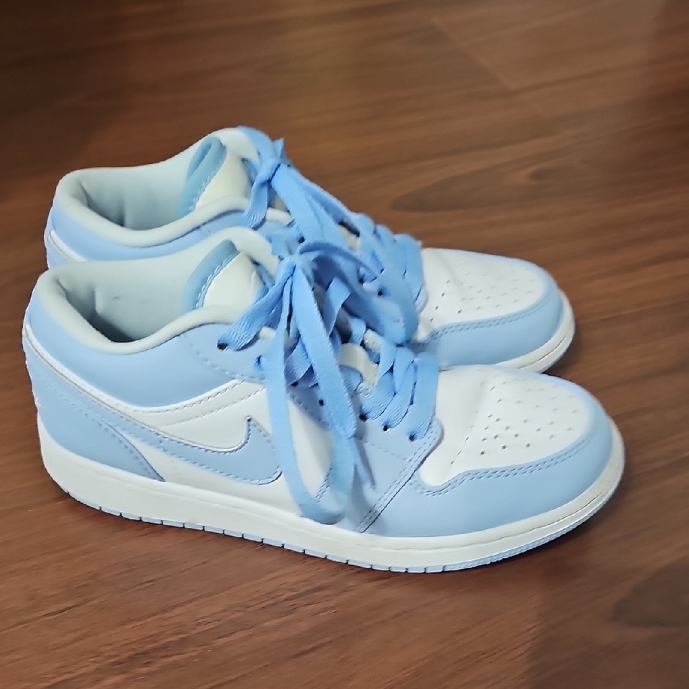 Nike Jordan 1 Low Aluminum Ice Blue DC0774-141 Size 6